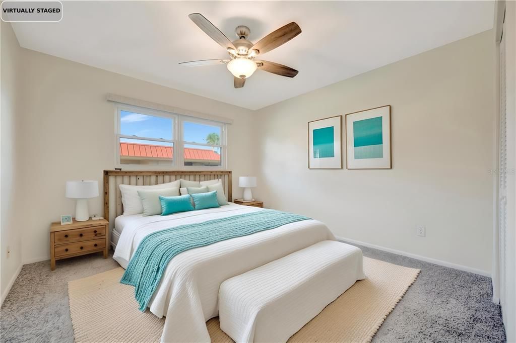 待售: $515,000 (2 贝兹, 2 浴室, 1296 平方英尺)