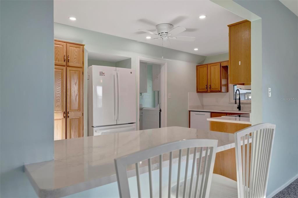 待售: $515,000 (2 贝兹, 2 浴室, 1296 平方英尺)