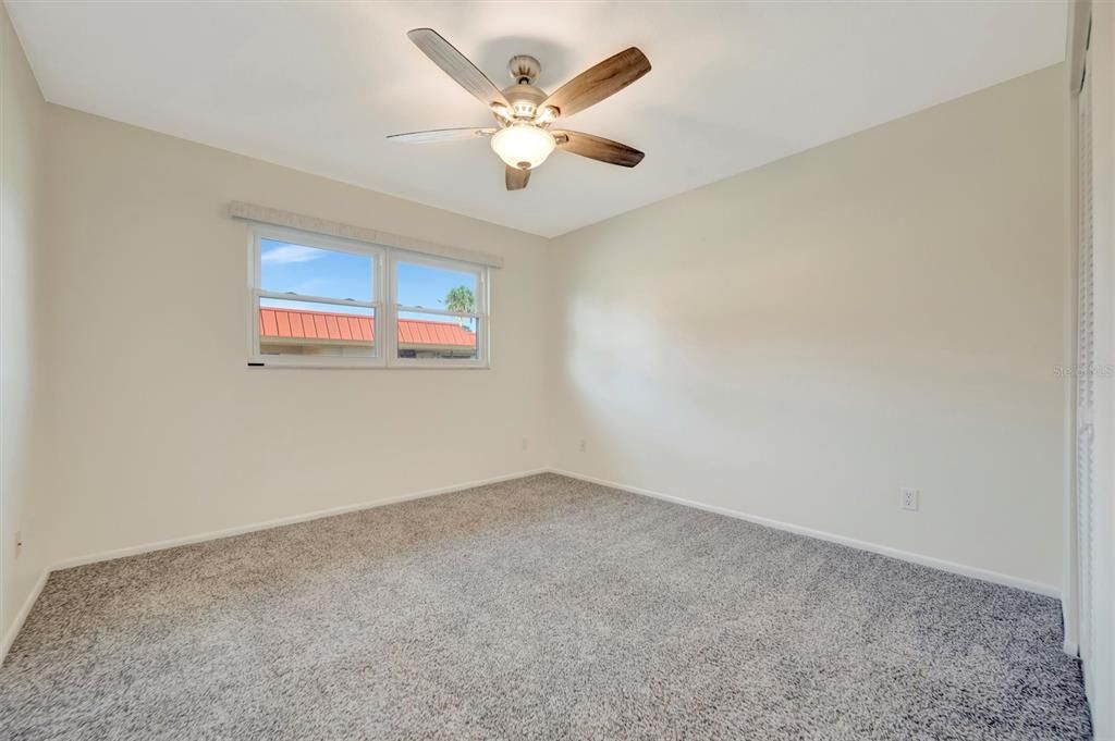 待售: $515,000 (2 贝兹, 2 浴室, 1296 平方英尺)