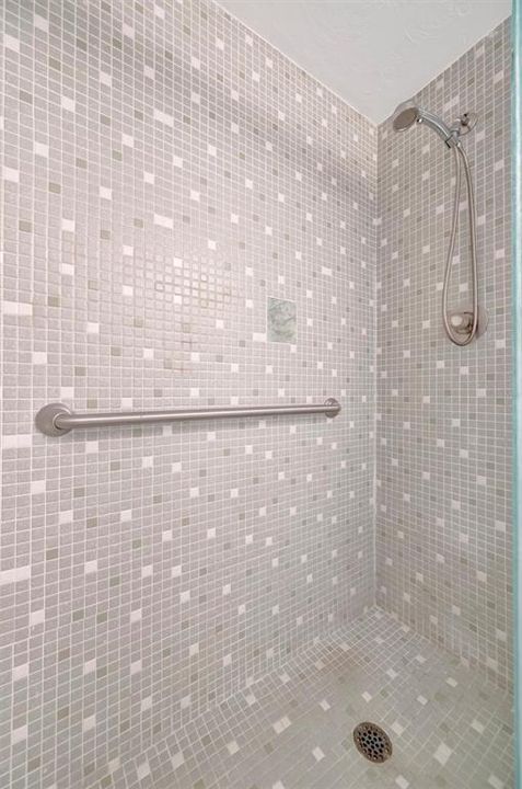 待售: $515,000 (2 贝兹, 2 浴室, 1296 平方英尺)