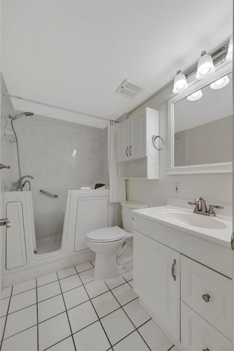 待售: $515,000 (2 贝兹, 2 浴室, 1296 平方英尺)