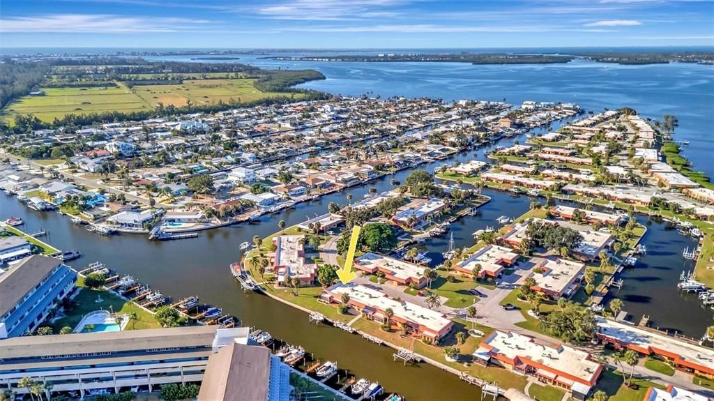 待售: $515,000 (2 贝兹, 2 浴室, 1296 平方英尺)