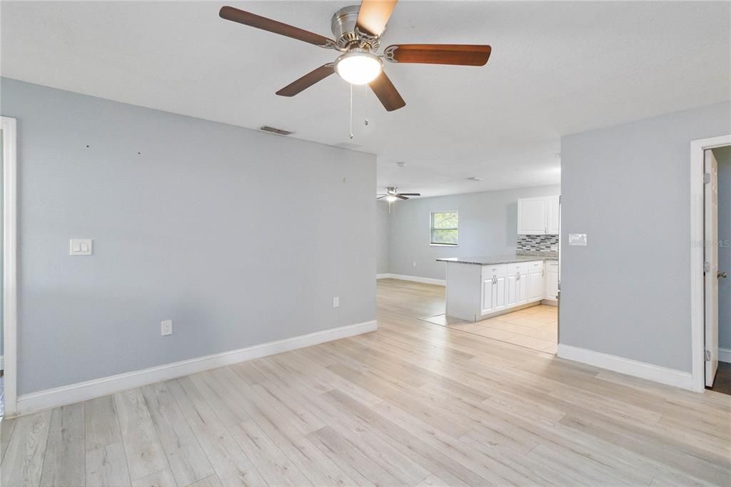 Active With Contract: $320,000 (4 beds, 2 baths, 1530 Square Feet)