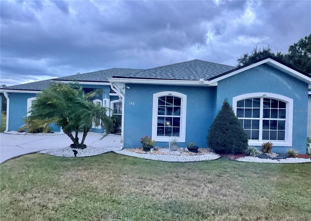 В аренду: $1,750 (3 спален, 2 ванн, 1583 Квадратных фут)