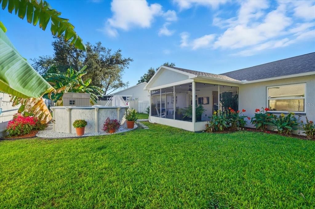 Active With Contract: $305,000 (3 beds, 2 baths, 1232 Square Feet)