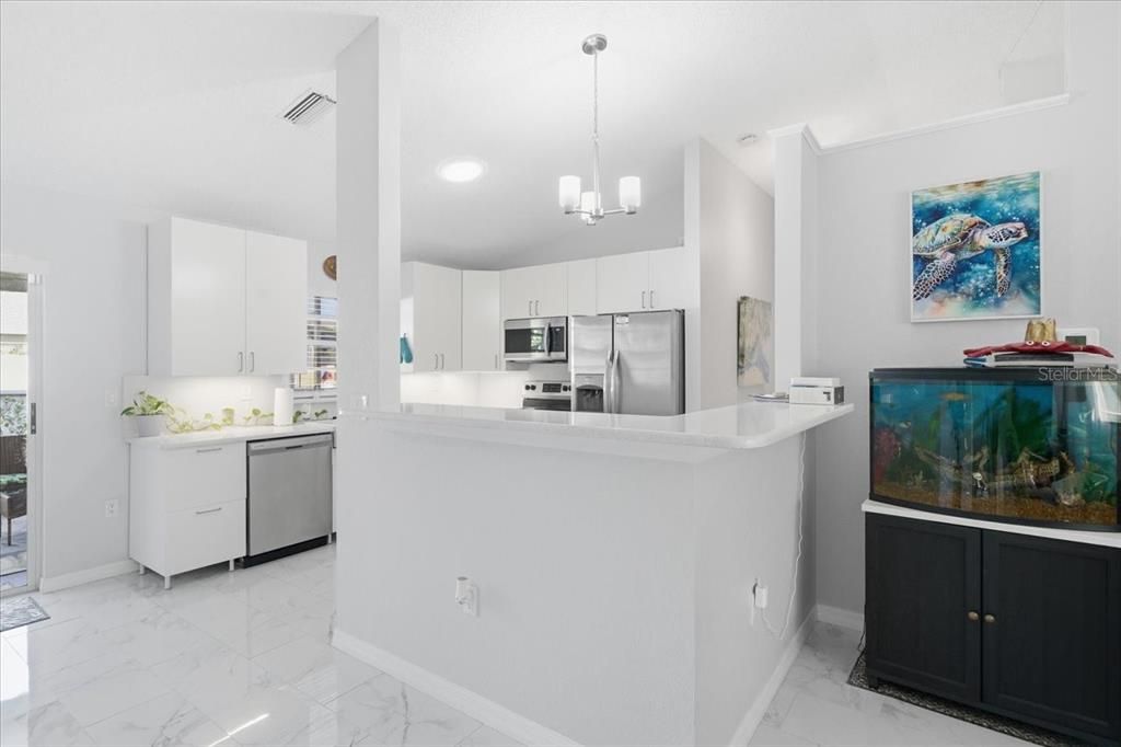 Active With Contract: $305,000 (3 beds, 2 baths, 1232 Square Feet)