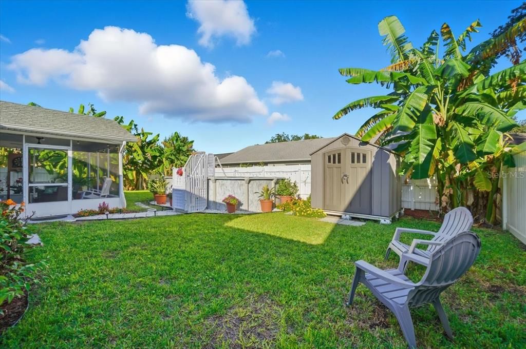 Active With Contract: $305,000 (3 beds, 2 baths, 1232 Square Feet)