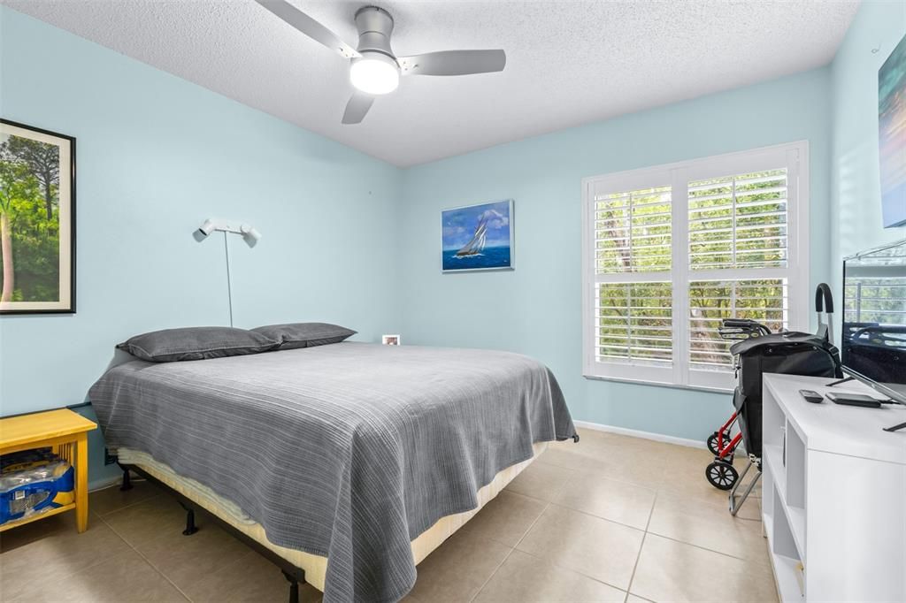 For Sale: $117,500 (1 beds, 1 baths, 565 Square Feet)