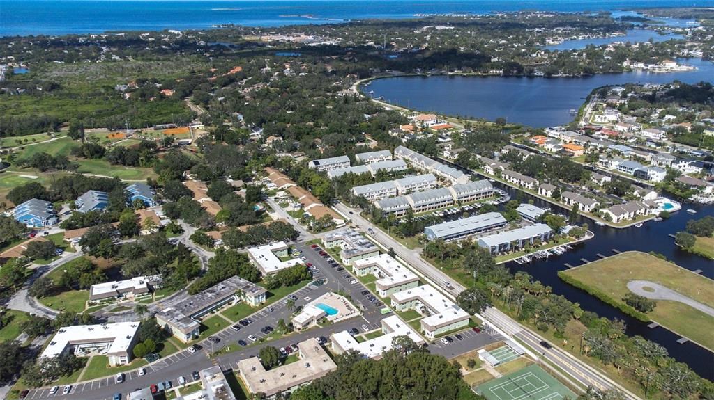 For Sale: $117,500 (1 beds, 1 baths, 565 Square Feet)