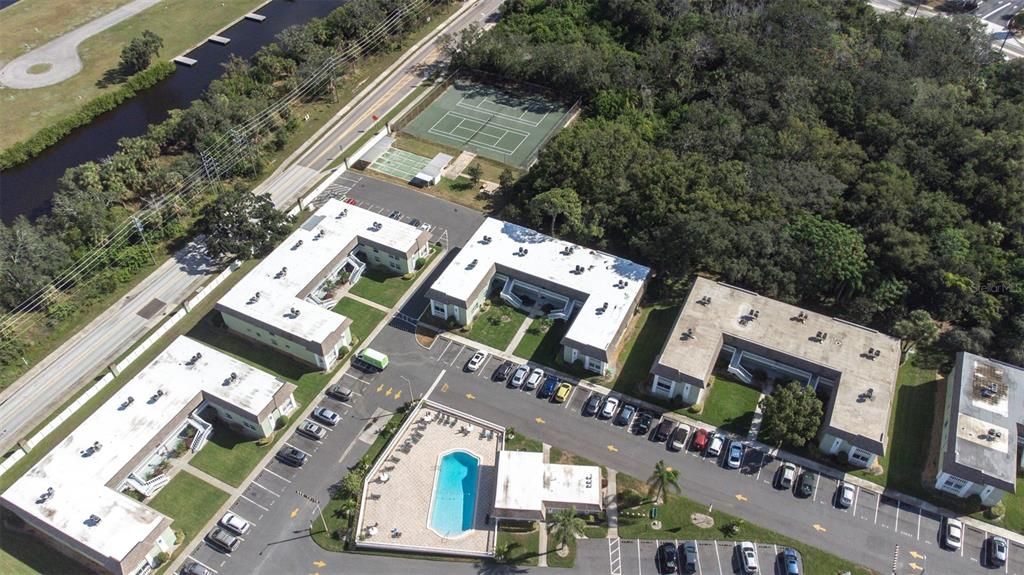 For Sale: $117,500 (1 beds, 1 baths, 565 Square Feet)