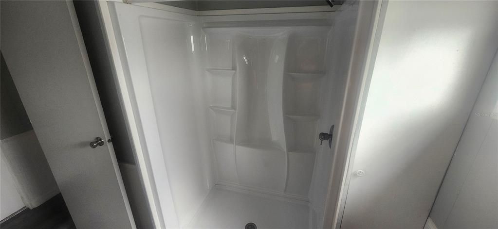 待售: $69,000 (2 贝兹, 1 浴室, 726 平方英尺)