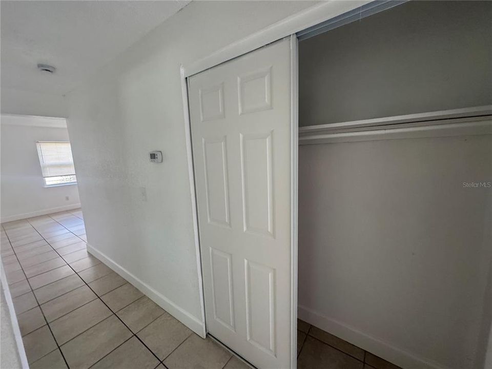 出租: $1,650 (2 贝兹, 1 浴室, 900 平方英尺)