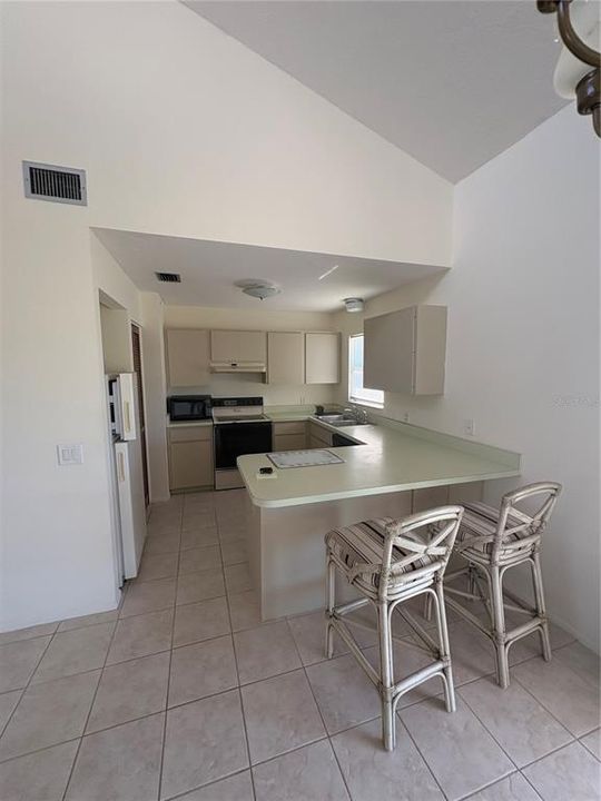 En Renta: $1,499 (3 camas, 2 baños, 1308 Pies cuadrados)