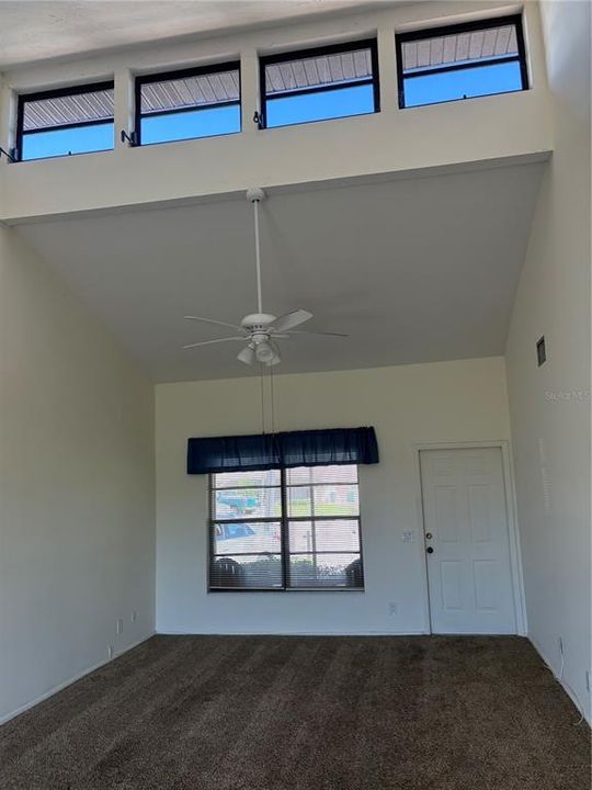 En Renta: $1,499 (3 camas, 2 baños, 1308 Pies cuadrados)