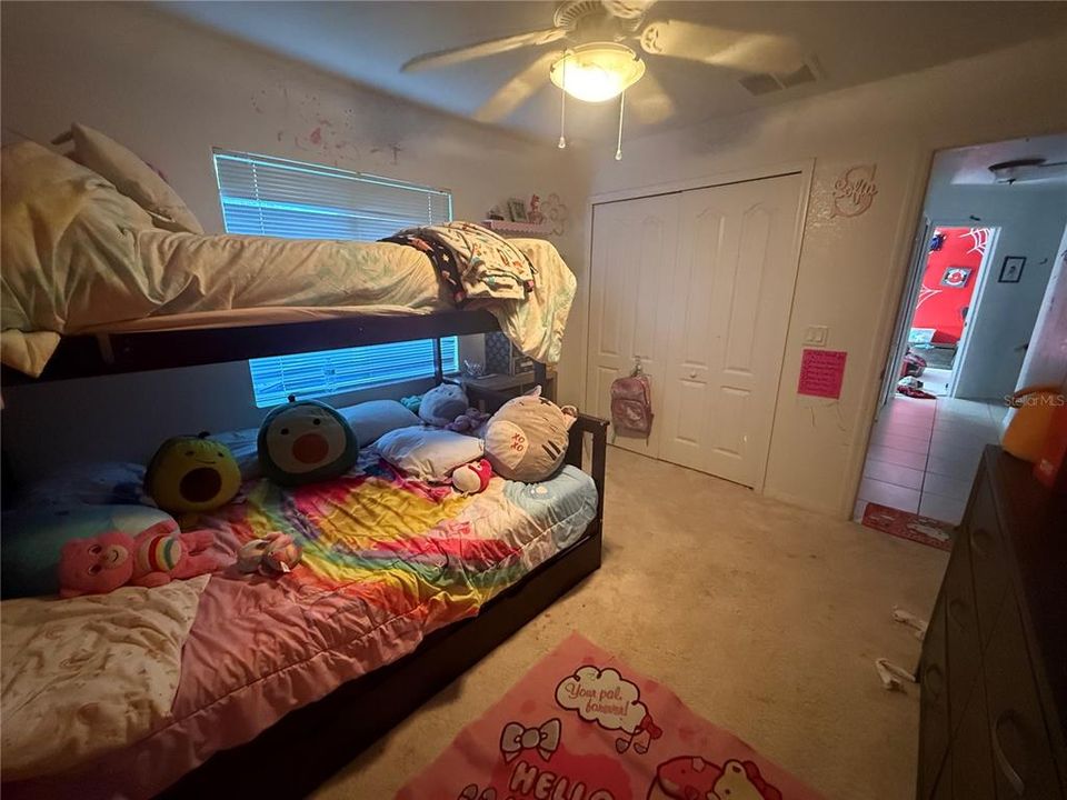 For Sale: $299,999 (3 beds, 2 baths, 1967 Square Feet)