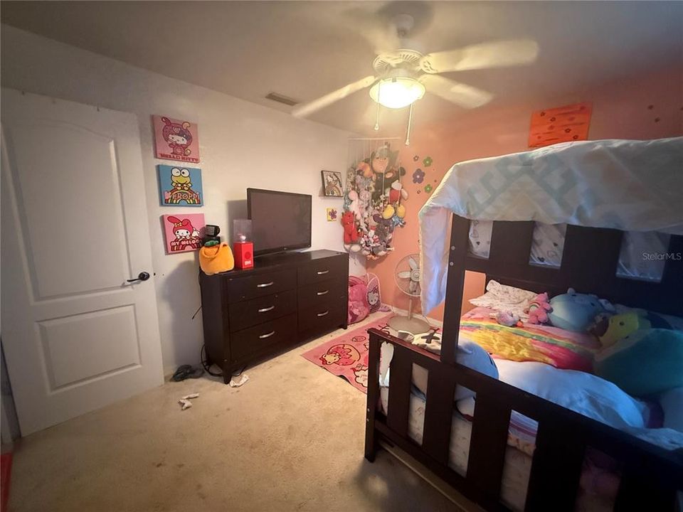 For Sale: $299,999 (3 beds, 2 baths, 1967 Square Feet)