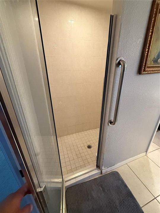 For Sale: $299,999 (3 beds, 2 baths, 1967 Square Feet)