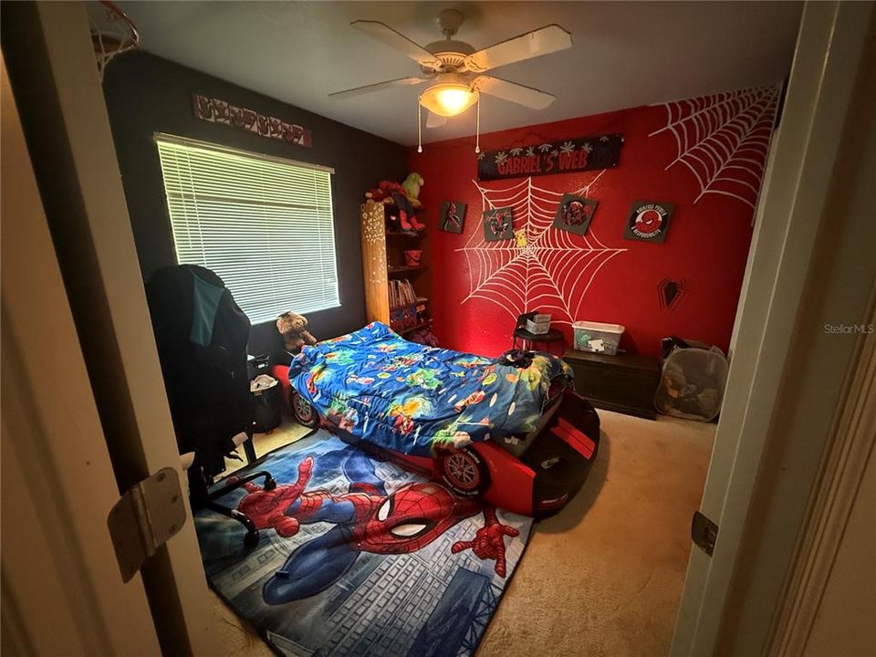 For Sale: $299,999 (3 beds, 2 baths, 1967 Square Feet)