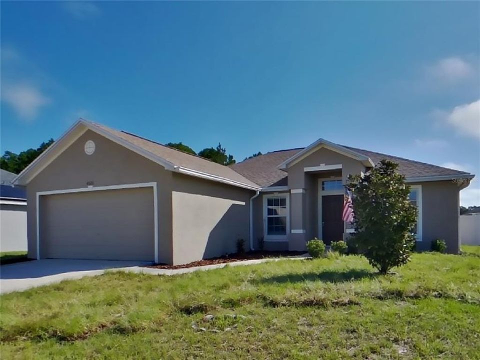 Recently Rented: $1,629 (3 beds, 2 baths, 1378 Square Feet)