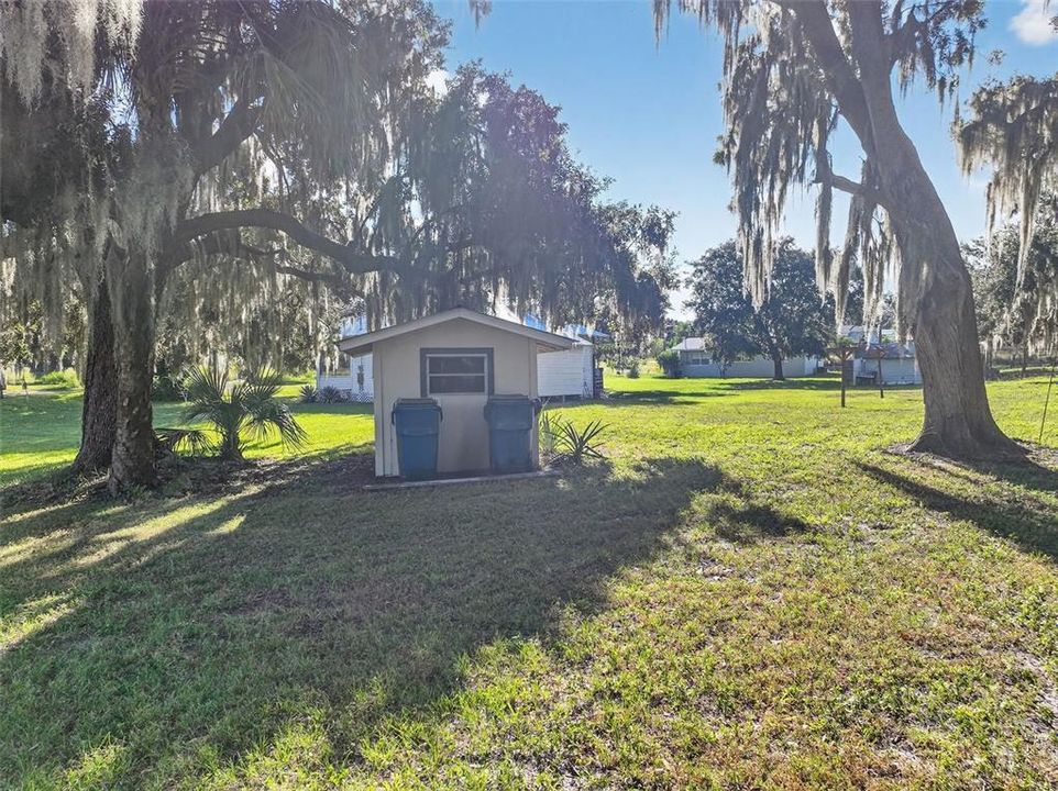 Active With Contract: $179,000 (2 beds, 1 baths, 780 Square Feet)