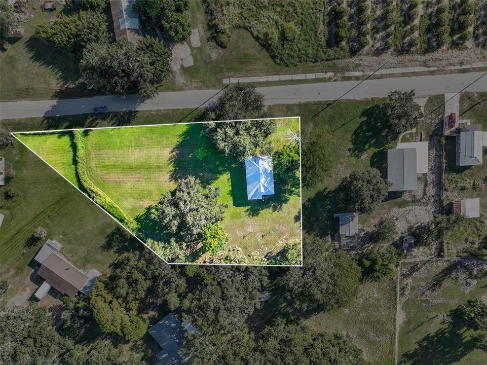 Active With Contract: $179,000 (2 beds, 1 baths, 780 Square Feet)