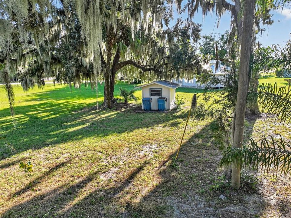 Active With Contract: $179,000 (2 beds, 1 baths, 780 Square Feet)