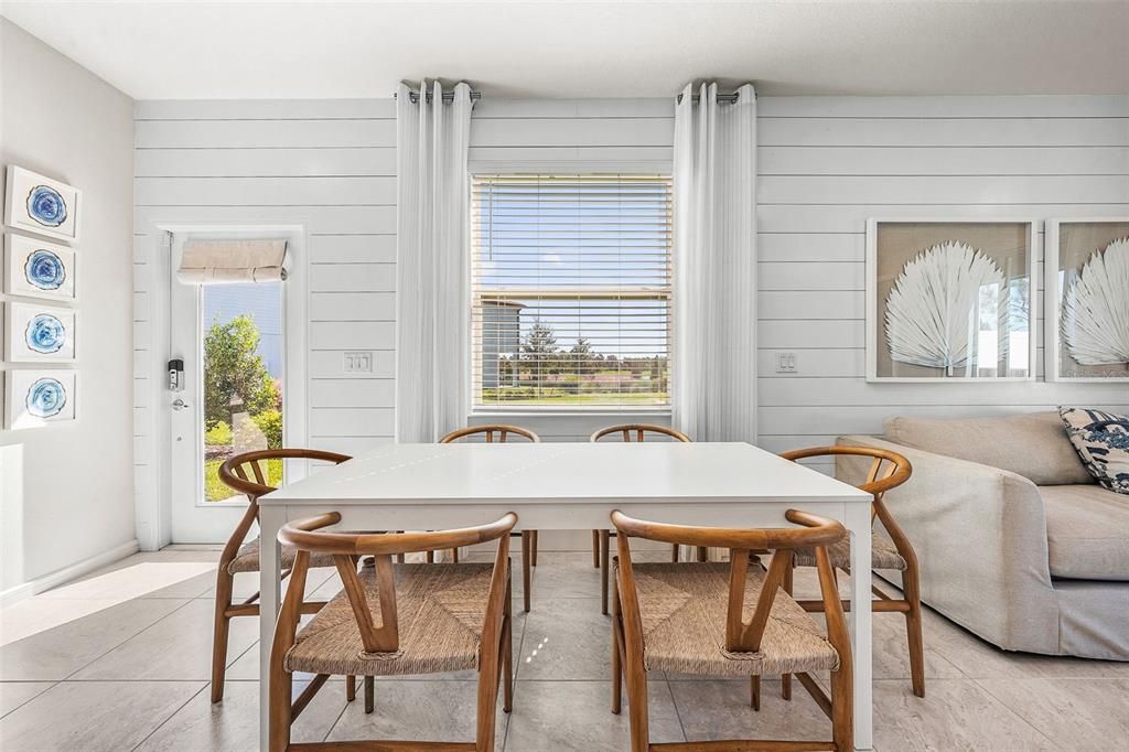 For Sale: $364,900 (3 beds, 2 baths, 1818 Square Feet)