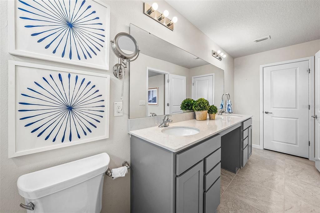 For Sale: $364,900 (3 beds, 2 baths, 1818 Square Feet)