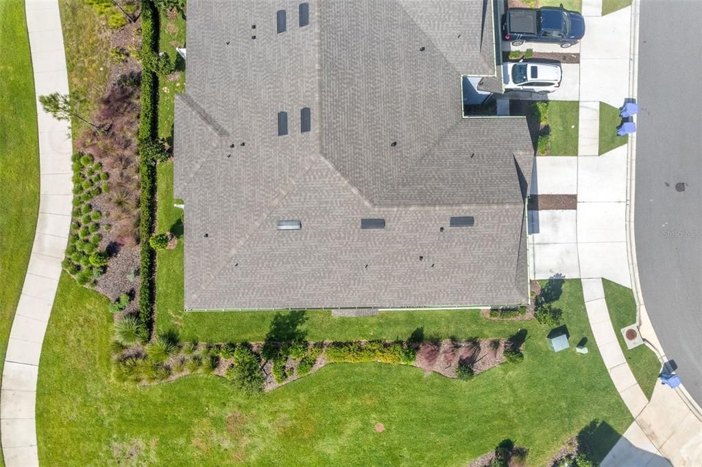 For Sale: $364,900 (3 beds, 2 baths, 1818 Square Feet)