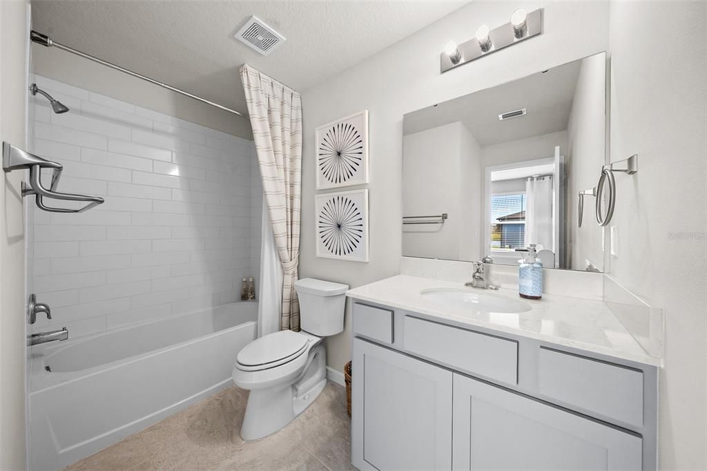 For Sale: $364,900 (3 beds, 2 baths, 1818 Square Feet)