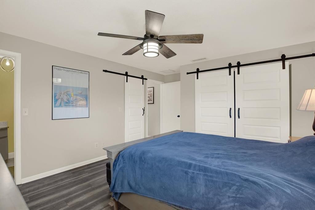 Active With Contract: $424,900 (3 beds, 2 baths, 1388 Square Feet)
