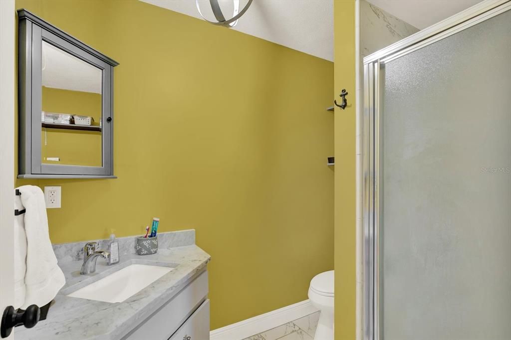 Active With Contract: $424,900 (3 beds, 2 baths, 1388 Square Feet)