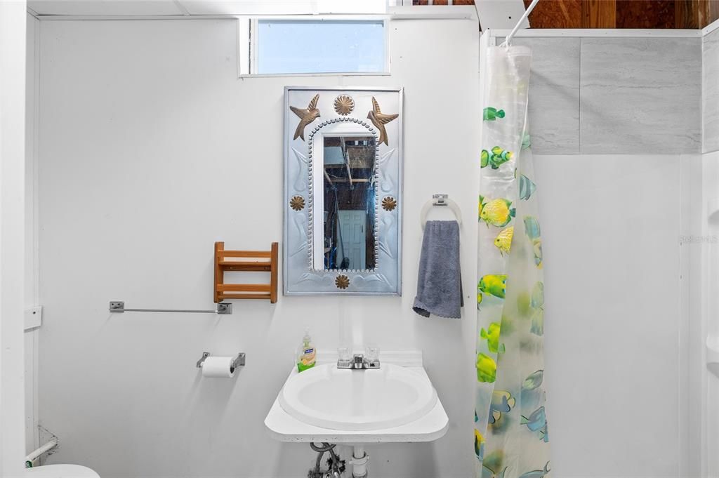 For Sale: $489,999 (3 beds, 3 baths, 2204 Square Feet)