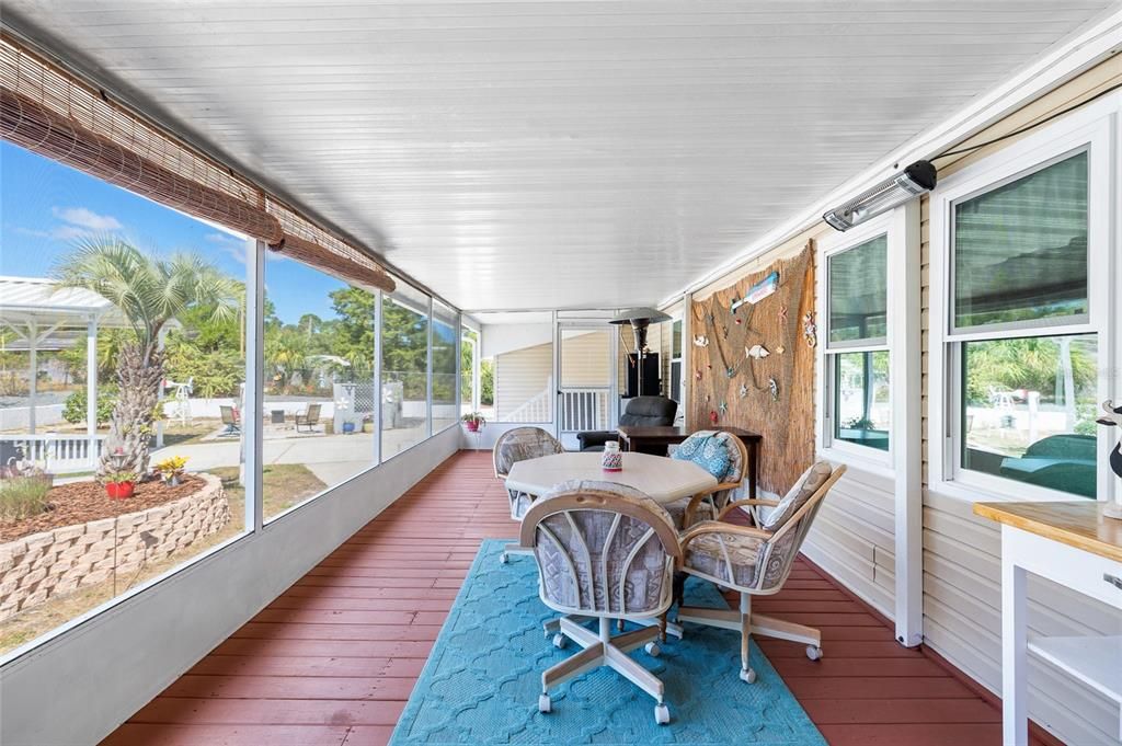 For Sale: $489,999 (3 beds, 3 baths, 2204 Square Feet)