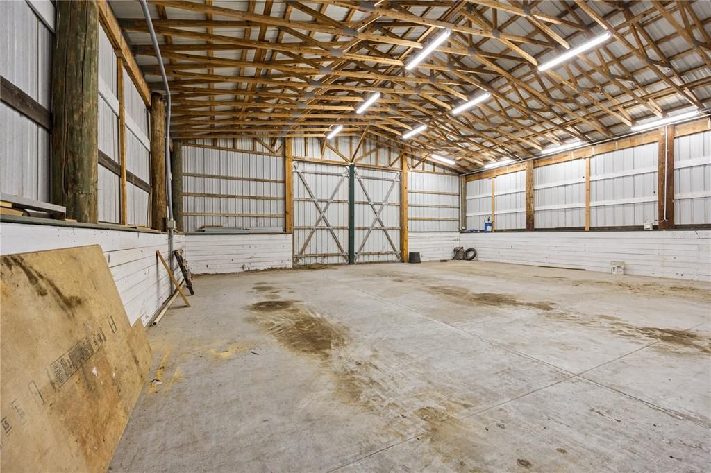 For Sale: $1,950,000 (4 beds, 2 baths, 2539 Square Feet)