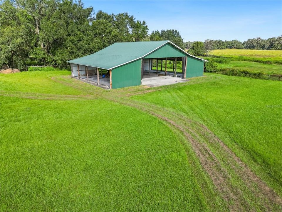 For Sale: $1,950,000 (4 beds, 2 baths, 2539 Square Feet)