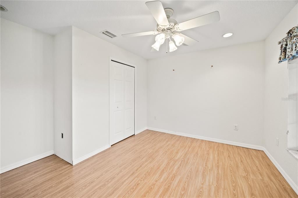 For Sale: $1,950,000 (4 beds, 2 baths, 2539 Square Feet)