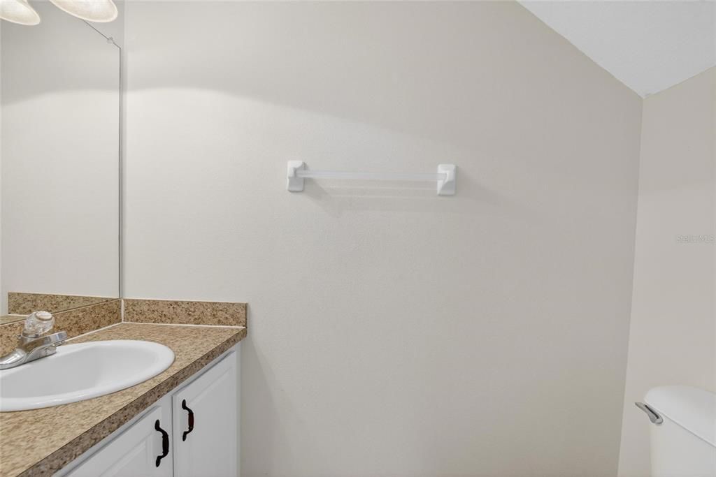 For Rent: $1,750 (2 beds, 2 baths, 1383 Square Feet)