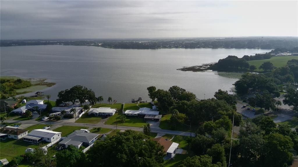 For Sale: $370,000 (4 beds, 2 baths, 1727 Square Feet)