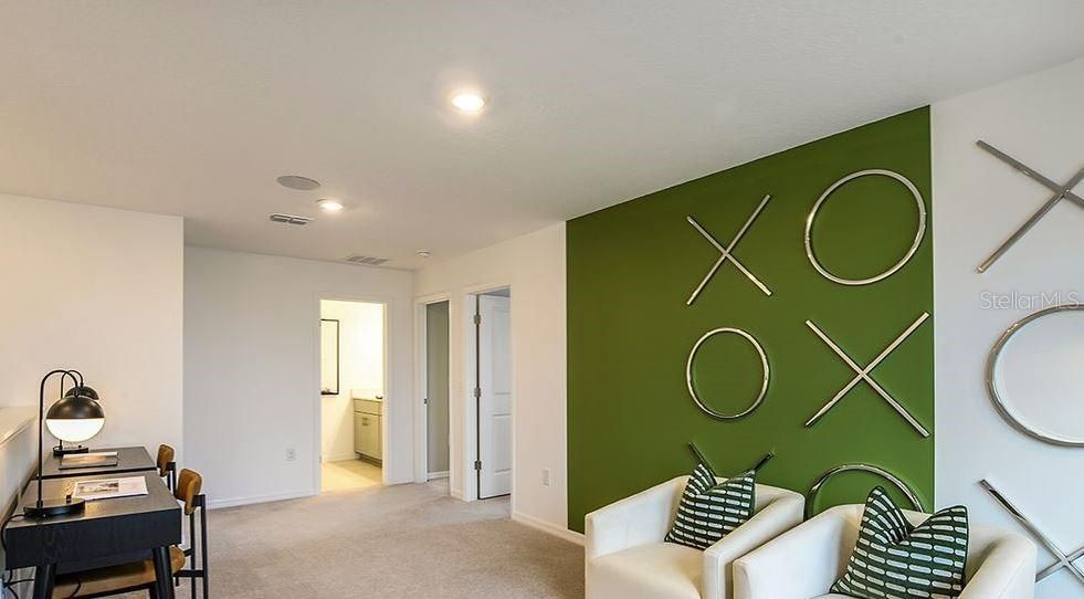 Active With Contract: $368,509 (4 beds, 2 baths, 2271 Square Feet)