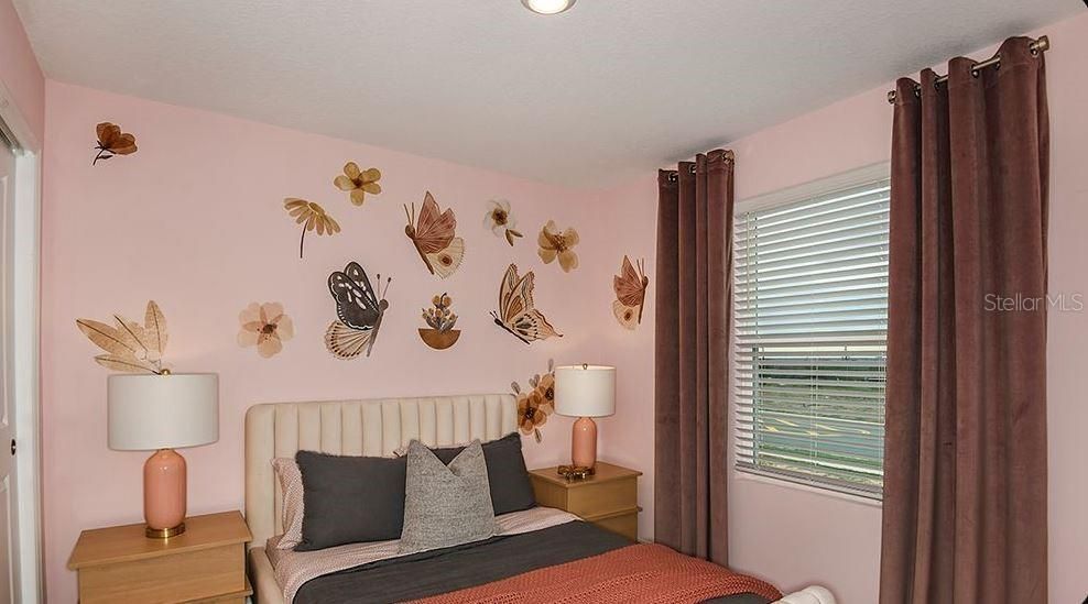 Active With Contract: $368,509 (4 beds, 2 baths, 2271 Square Feet)