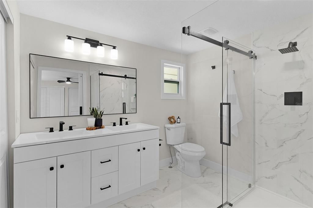 En Venta: $179,900 (2 camas, 2 baños, 1024 Pies cuadrados)