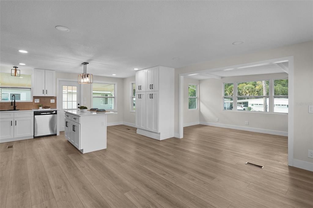 En Venta: $179,900 (2 camas, 2 baños, 1024 Pies cuadrados)