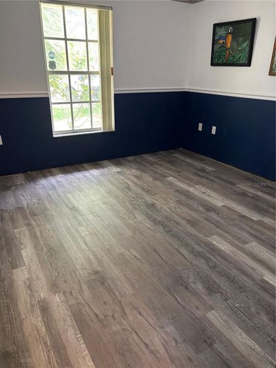 For Sale: $389,900 (3 beds, 2 baths, 1807 Square Feet)