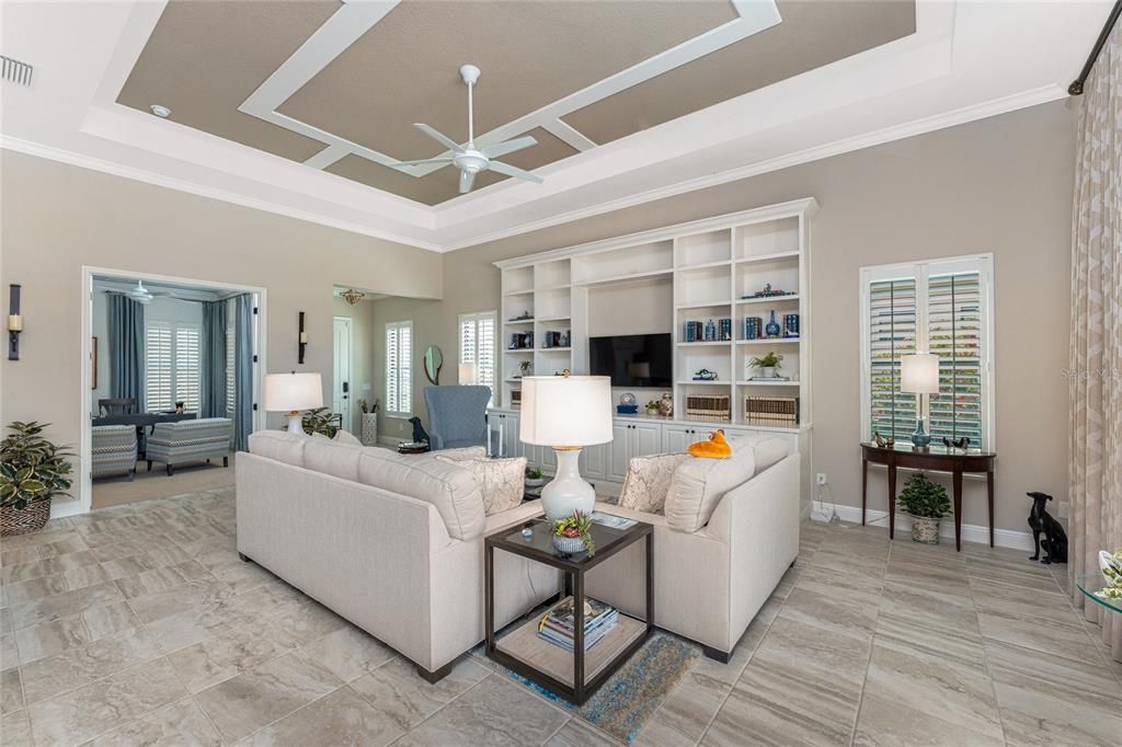 For Sale: $899,000 (3 beds, 3 baths, 2662 Square Feet)