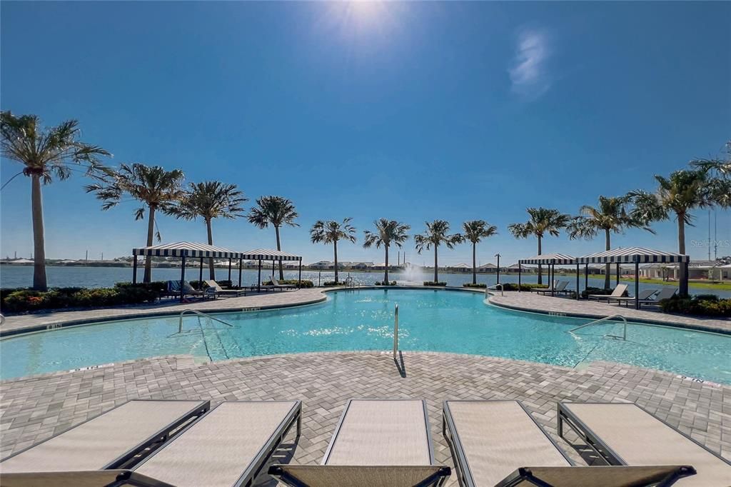 For Sale: $899,000 (3 beds, 3 baths, 2662 Square Feet)