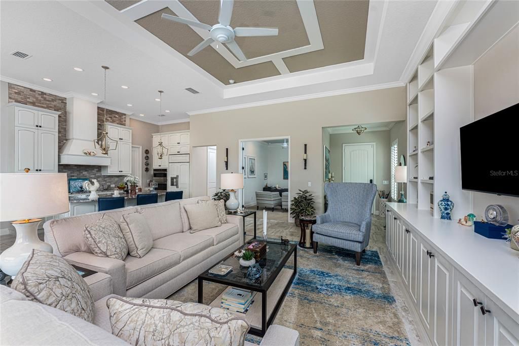 For Sale: $899,000 (3 beds, 3 baths, 2662 Square Feet)