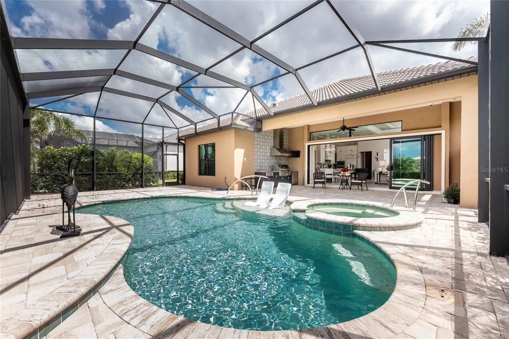 For Sale: $899,000 (3 beds, 3 baths, 2662 Square Feet)