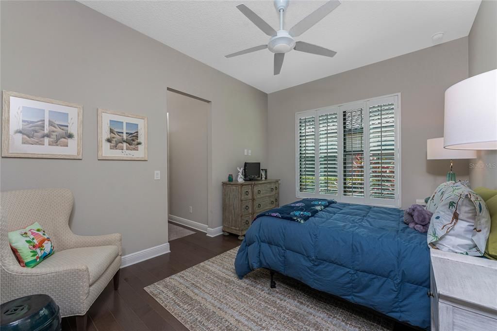 For Sale: $899,000 (3 beds, 3 baths, 2662 Square Feet)