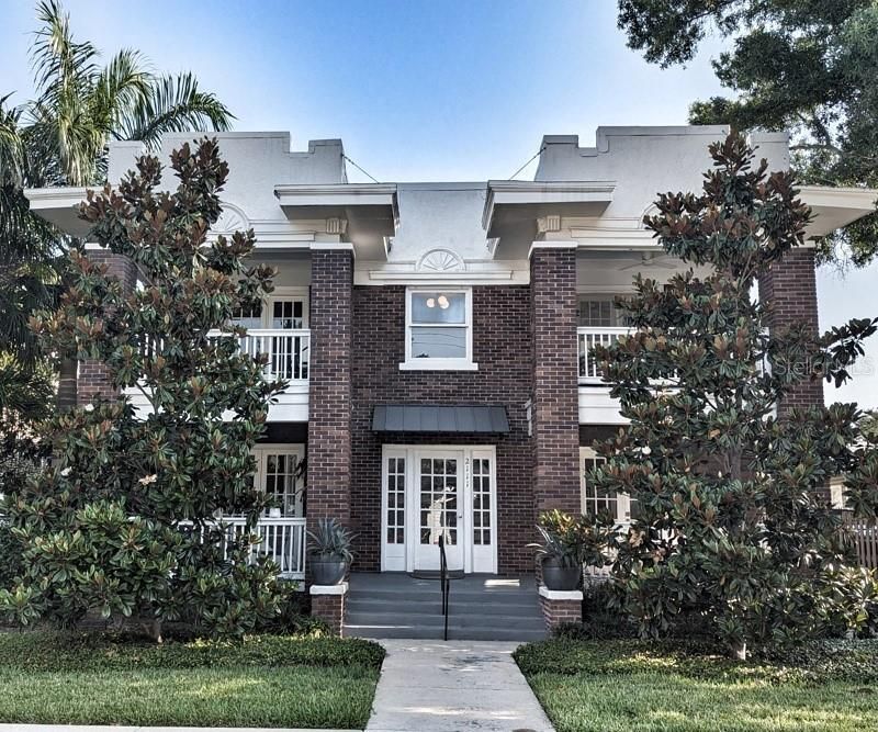 Recently Rented: $3,000 (1 beds, 1 baths, 1000 Square Feet)